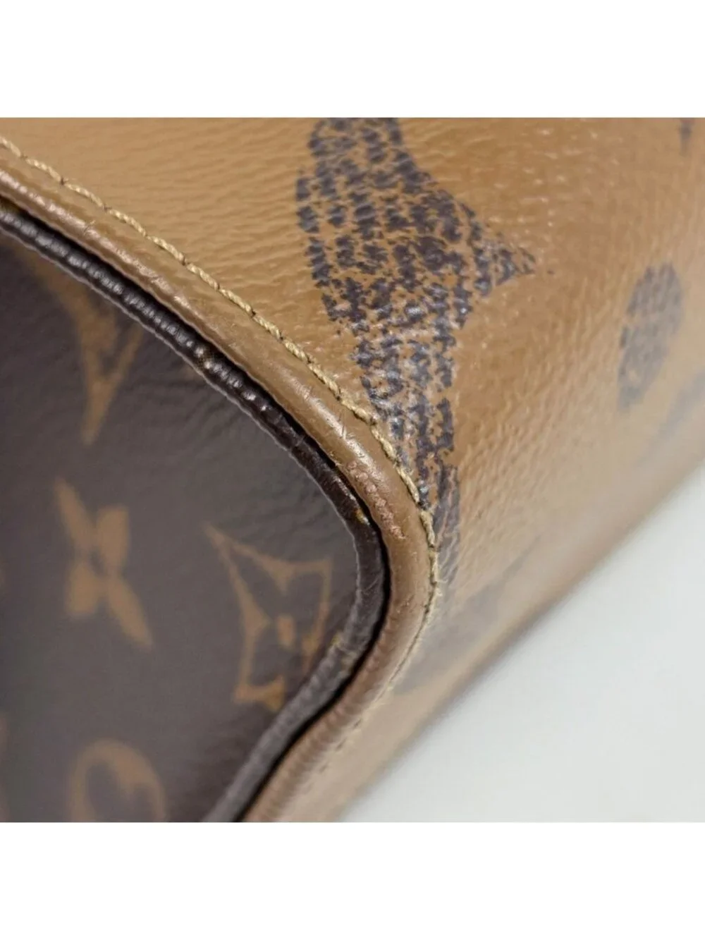 Louis Vuitton On The Go MM Tote 2-Way Shoulder Bag Monogram Giant Reverse Brown